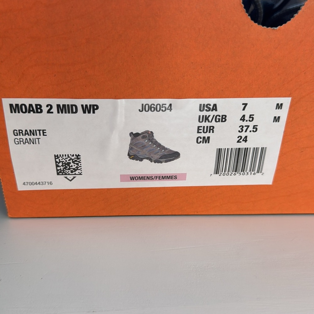 Merrell 7 Hiking Boots - Picture 2 of 5
